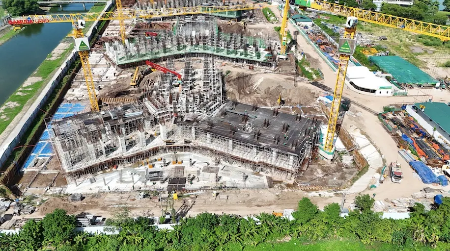 Cận cảnh sàn bê tông và hệ cột đang được thi công tại Gamuda Central Park